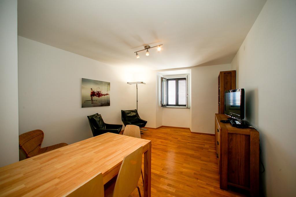 Apartments Harbour Senj  Room photo